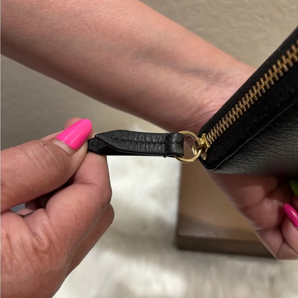 Gucci Long Wallet - Picture 3 of 8